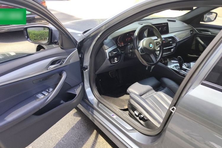Used BMW 5 Series 2020 525i M Sport Package Driver Seat