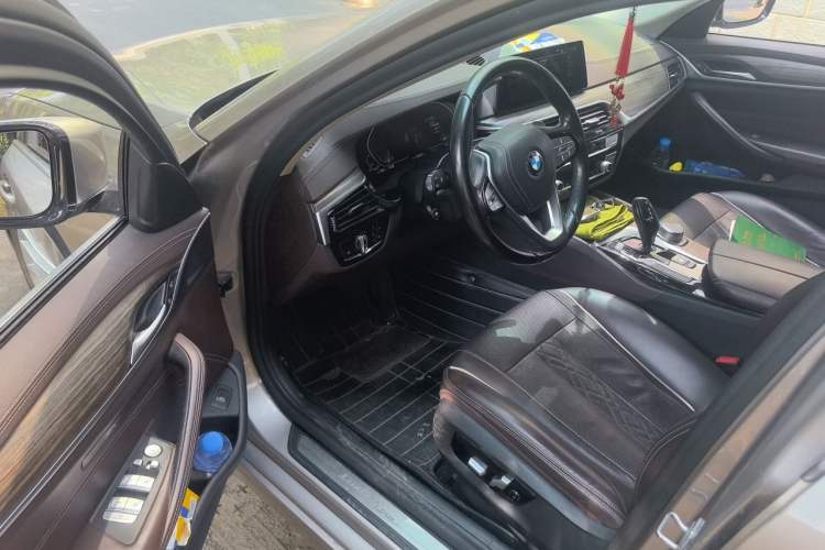 Used BMW 5 Series 2020 530Li Leading Edition Luxury Package Driver Seat