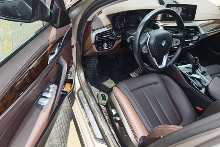 Used BMW 5 Series 2020 525Li Luxury Package Driver Seat