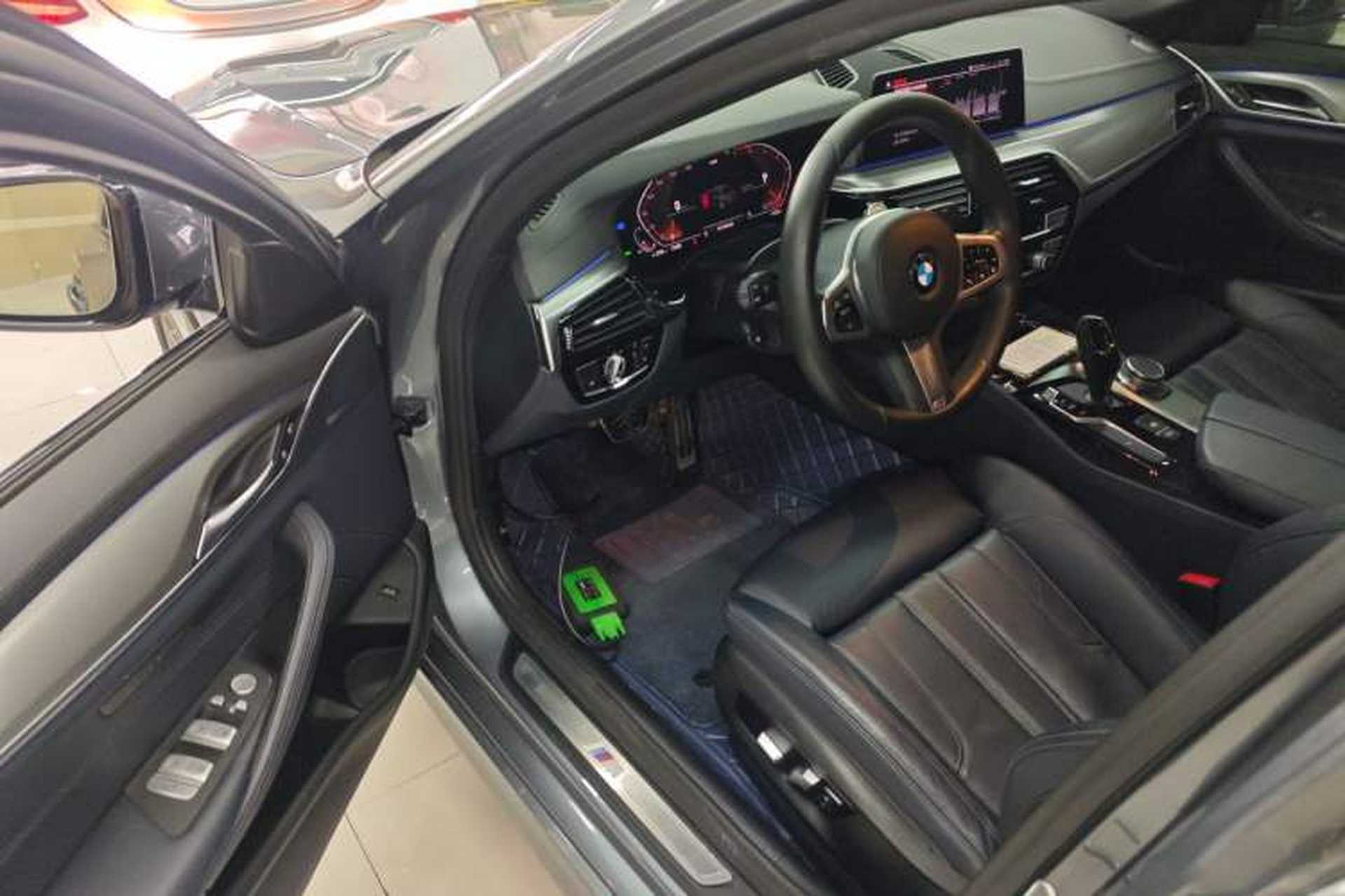 Used BMW 5 Series 2020 525i M Sport Package Driver Seat