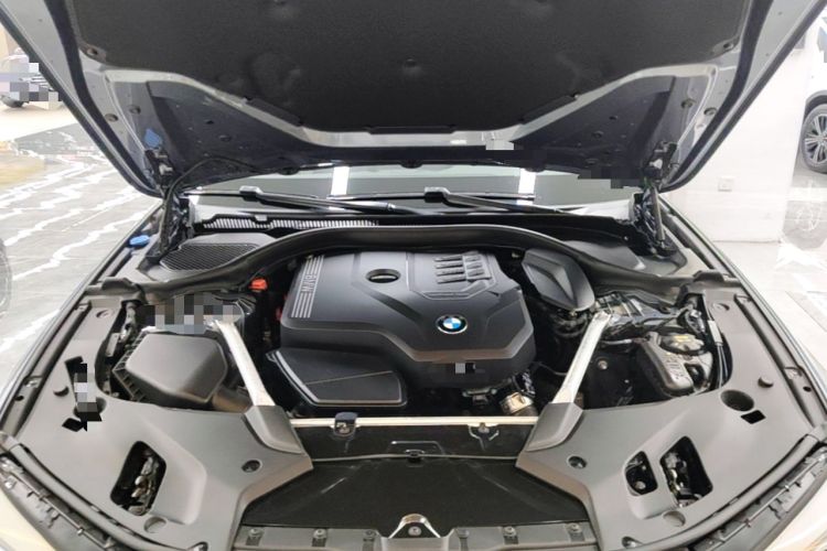 Used BMW 5 Series 2020 525i M Sport Package Engine Bay