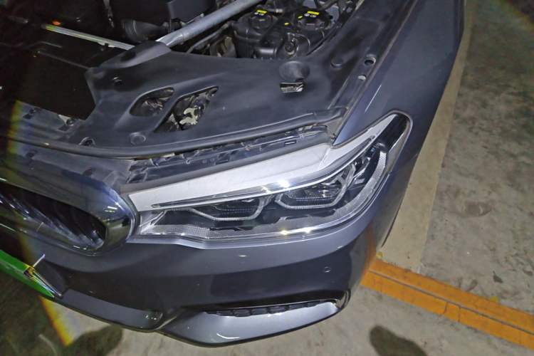 Used BMW 5 Series 2020 530i M Sport Package Engine Bay Left