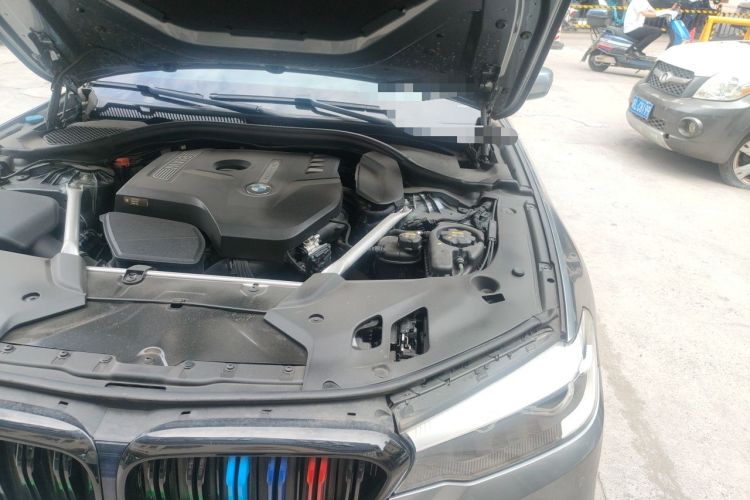 Used BMW 5 Series 2020 525i M Sport Package Engine Bay Left