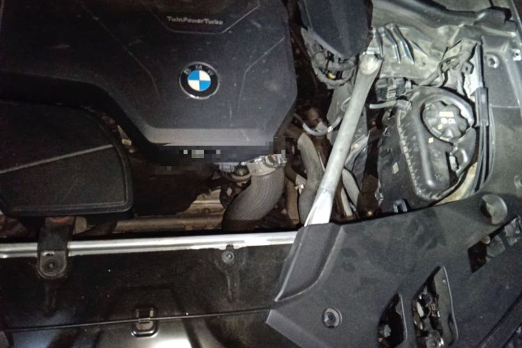 Used BMW 5 Series 2020 525i M Sport Package Engine Bay Left