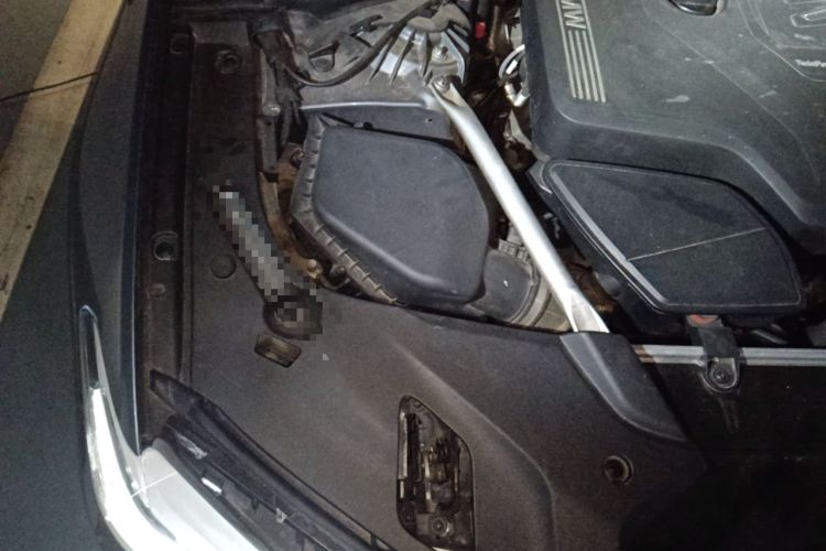 Used BMW 5 Series 2020 525i M Sport Package Engine Bay Right