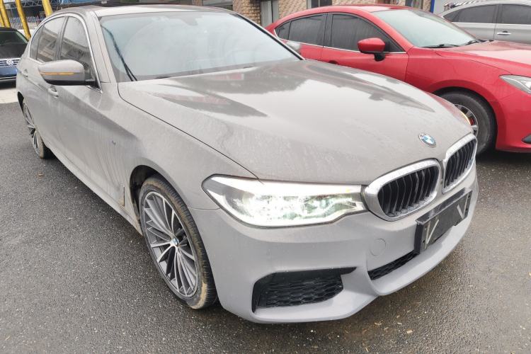 Used BMW 5 Series 2020 530Li Luxury Edition M Sport Package Front Right 45 Deg