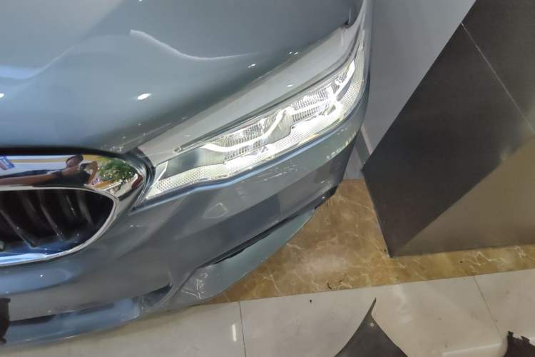 Used BMW 5 Series 2020 530i M Sport Package Left Front Headlight