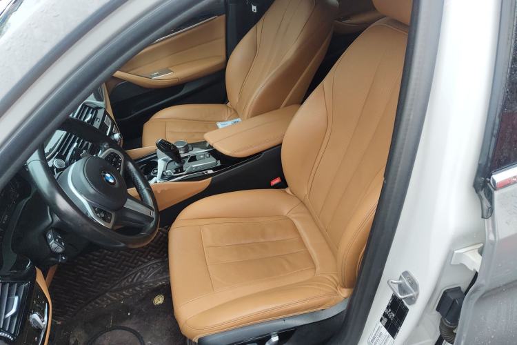 Used BMW 5 Series 2020 530Li Luxury Edition M Sport Package Left Front Seat