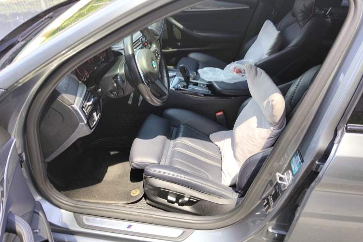 Used BMW 5 Series 2020 525i M Sport Package Left Front Seat