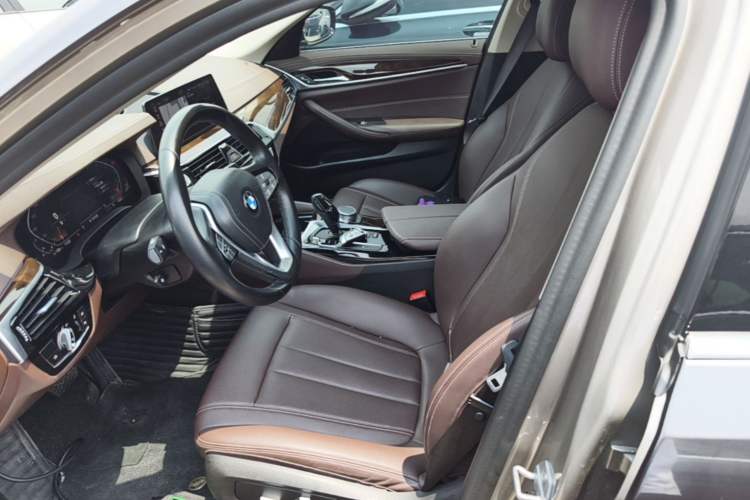 Used BMW 5 Series 2020 525Li Luxury Package Left Front Seat