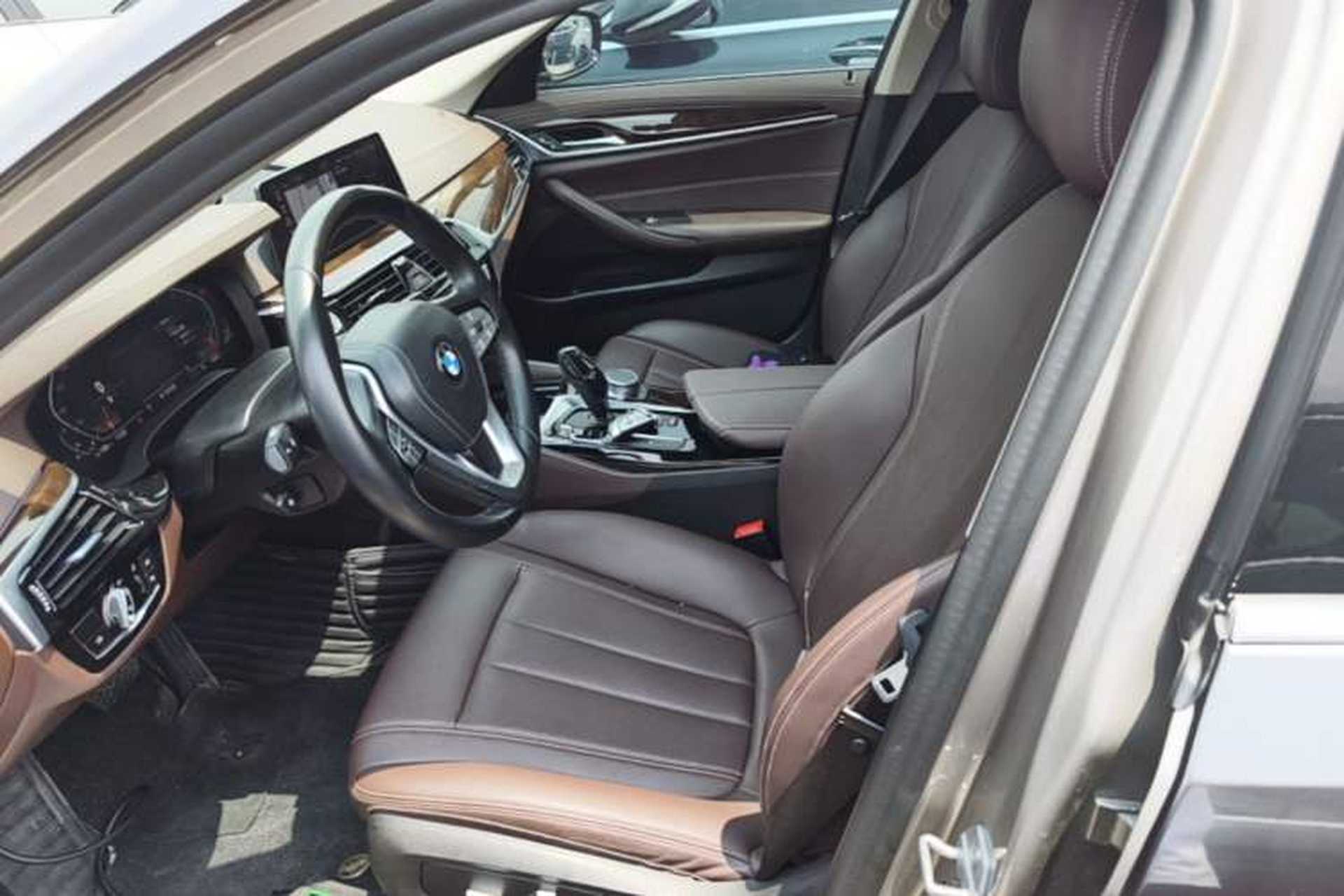 Used BMW 5 Series 2020 525Li Luxury Package Left Front Seat