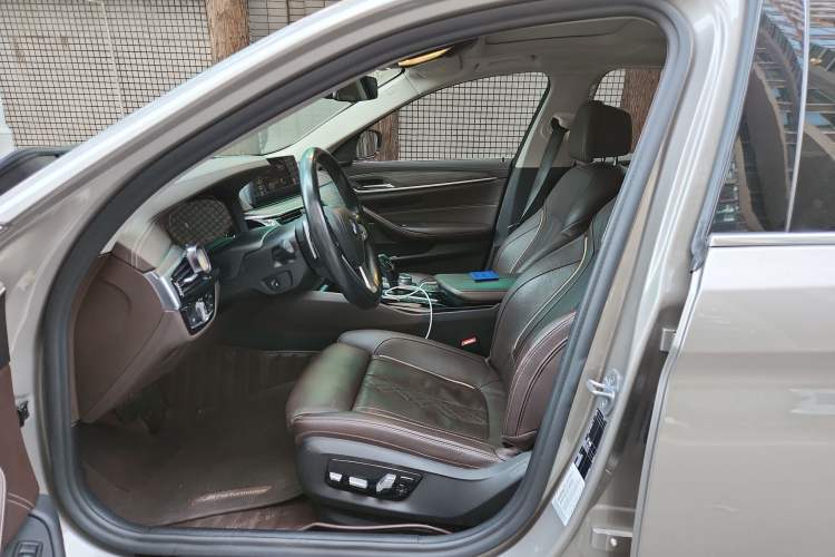 Used BMW 5 Series 2020 530Li Luxury Edition Premium Package Left Front Seat