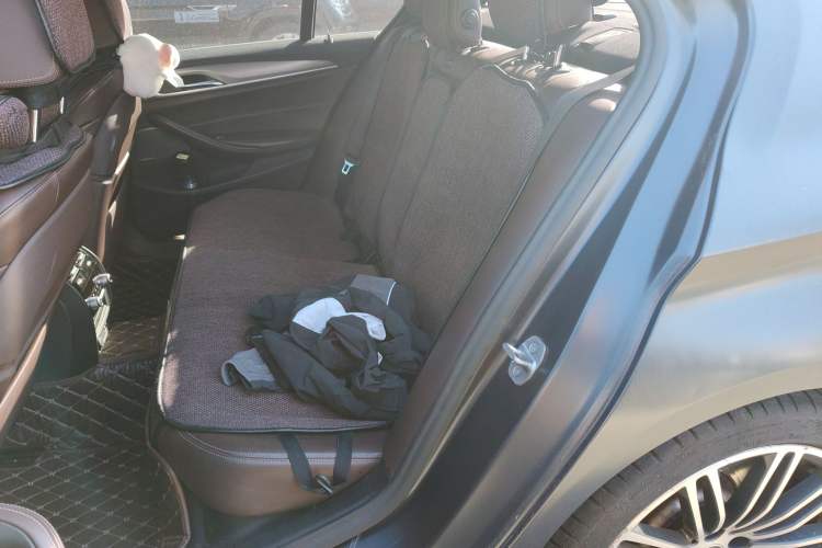Used BMW 5 Series 2020 540i Sport Line M Sport Package Left Rear Seat