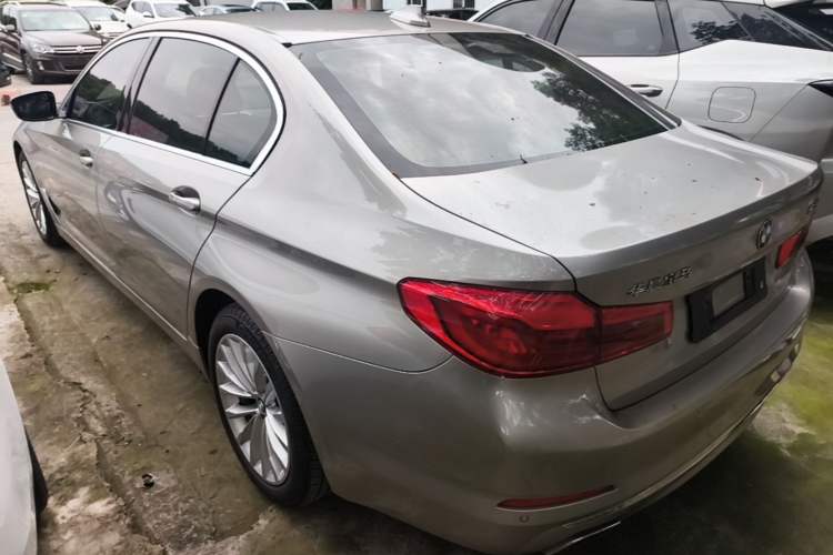Used BMW 5 Series 2020 525Li Luxury Package Rear Left 45 Deg