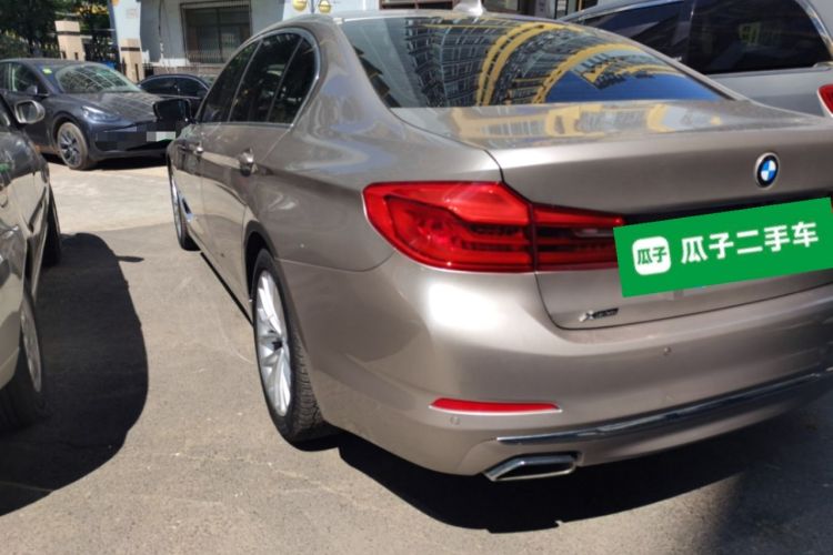 Used BMW 5 Series 2020 530Li xDrive Luxury Package Rear Left 45 Deg