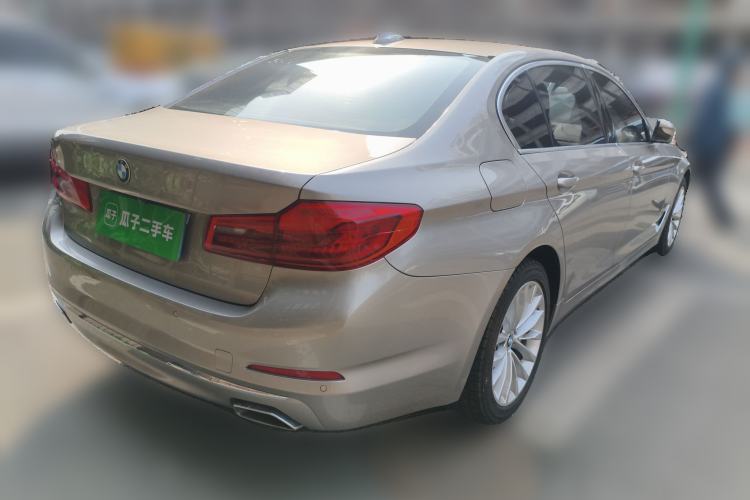 Used BMW 5 Series 2020 525Li Luxury Package Rear Right 45 Deg