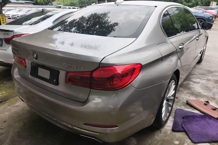 Used BMW 5 Series 2020 525Li Luxury Package Rear Right 45 Deg