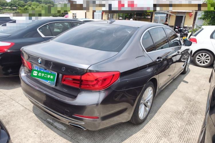 Used BMW 5 Series 2020 525Li Luxury Package Rear Right 45 Deg