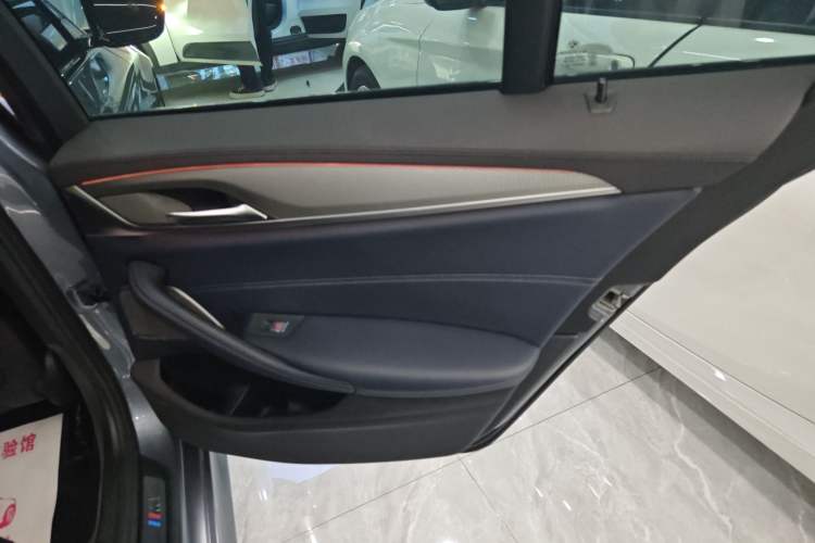 Used BMW 5 Series 2020 530i M Sport Package Right Rear Door Interior