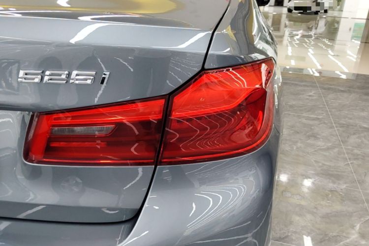 Used BMW 5 Series 2020 525i M Sport Package Right Rear Taillight