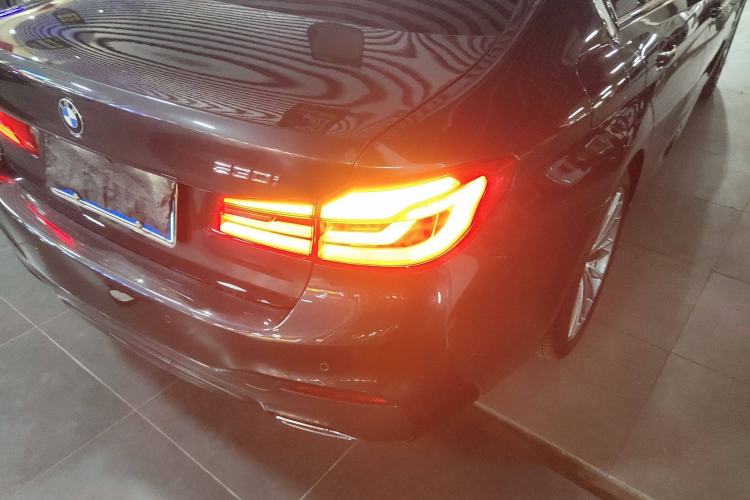 Used BMW 5 Series 2020 530i M Sport Package Right Rear Taillight