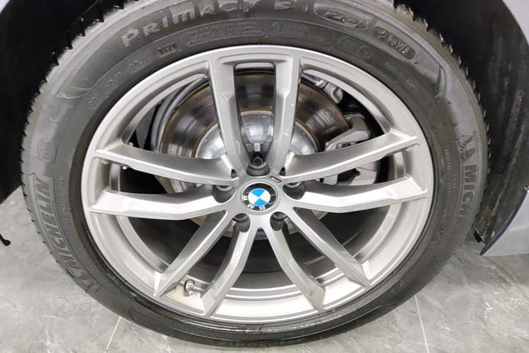 Used BMW 5 Series 2020 525i M Sport Package Right Rear Wheel Hub