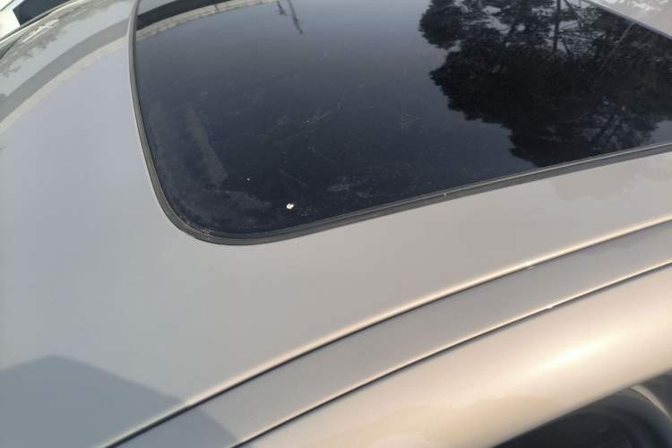 Used BMW 5 Series 2020 525Li Luxury Package Roof