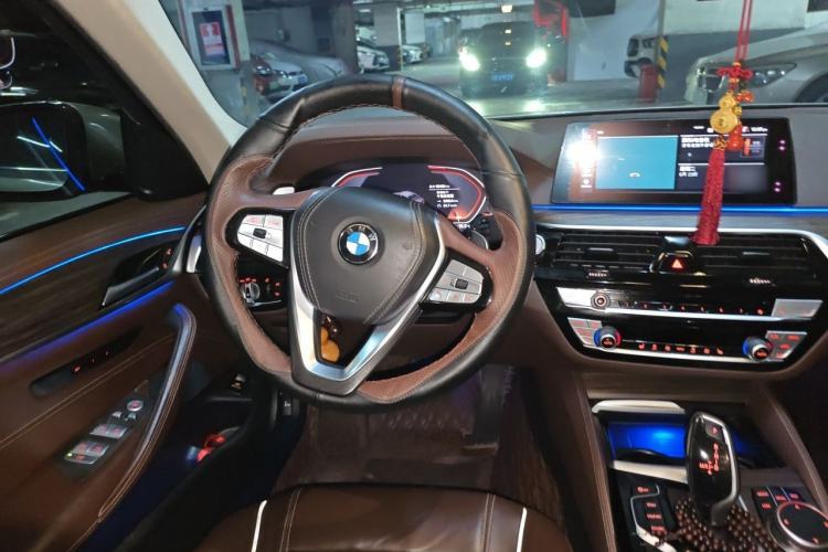 Used BMW 5 Series 2020 530Li Leading Edition Luxury Package Steering Wheel