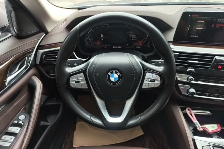 Used BMW 5 Series 2020 525Li Luxury Package Steering Wheel