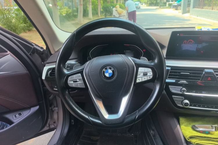Used BMW 5 Series 2020 530Li Leading Edition Luxury Package Steering Wheel