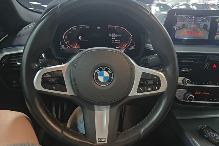 Used BMW 5 Series 2020 525i M Sport Package Steering Wheel