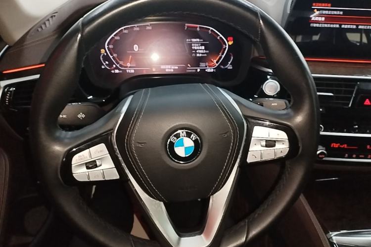 Used BMW 5 Series 2020 525Li Luxury Package Steering Wheel