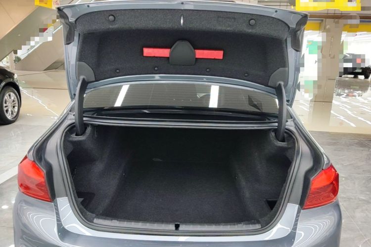 Used BMW 5 Series 2020 525i M Sport Package Trunk