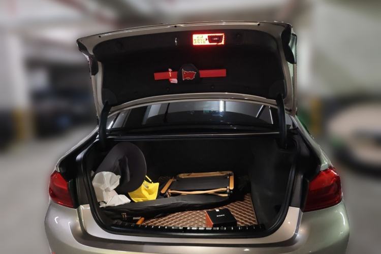 Used BMW 5 Series 2020 530Li Leading Edition Luxury Package Trunk