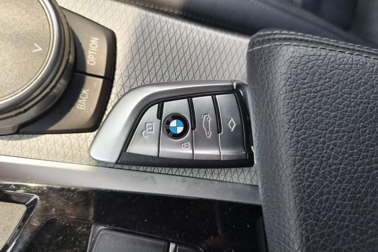 Used BMW 5 Series 2020 525i M Sport Package Vehicle Key