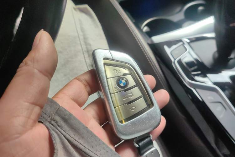 Used BMW 5 Series 2020 530Li Luxury Edition Premium Package Vehicle Key