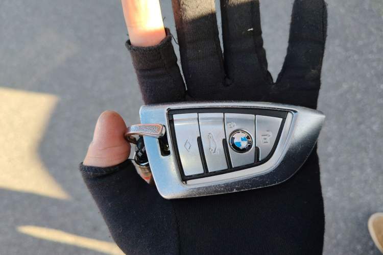 Used BMW 5 Series 2020 540i Sport Line M Sport Package Vehicle Key