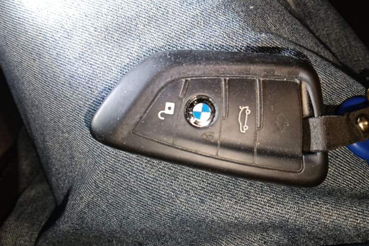 Used BMW 5 Series 2020 525i M Sport Package Vehicle Key
