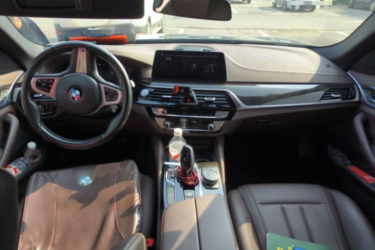 Used BMW 5 Series 2020 525Li M Sport Package Center Console