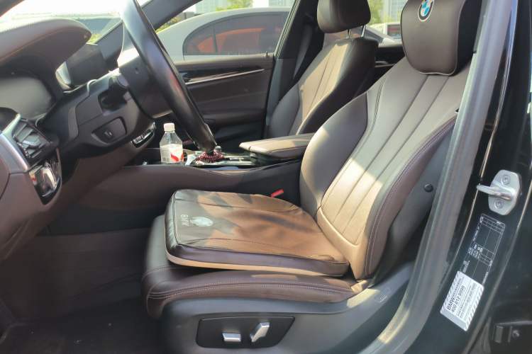 Used BMW 5 Series 2020 525Li M Sport Package Left Front Seat