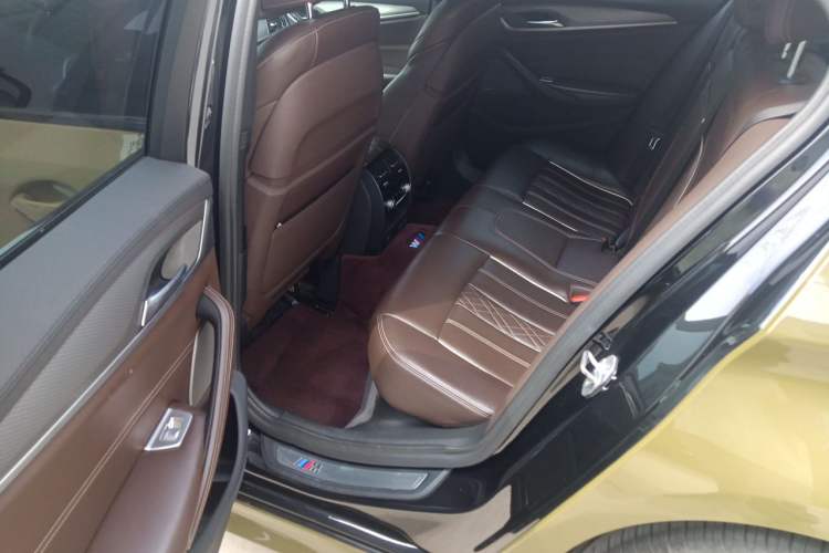 Used BMW 5 Series 2020 540i Sport Line M Sport Package Left Rear Seat
