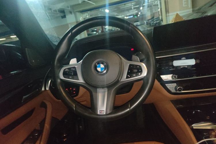 Used BMW 5 Series 2020 530Li Luxury Edition M Sport Package Steering Wheel
