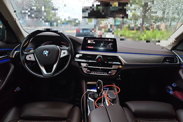 Used BMW 5 Series 2020 530Li Luxury Edition Premium Package Center Console