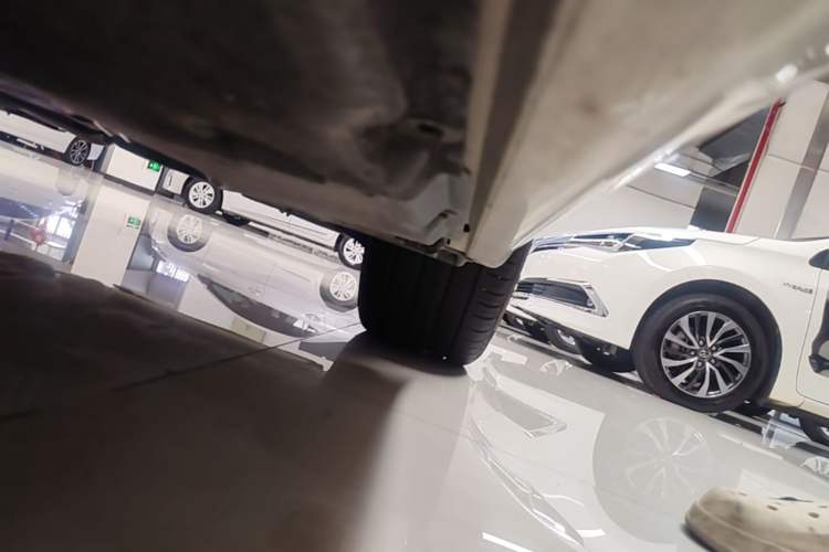 Used BMW 5 Series 2020 530i M Sport Package Chassis Rear Left