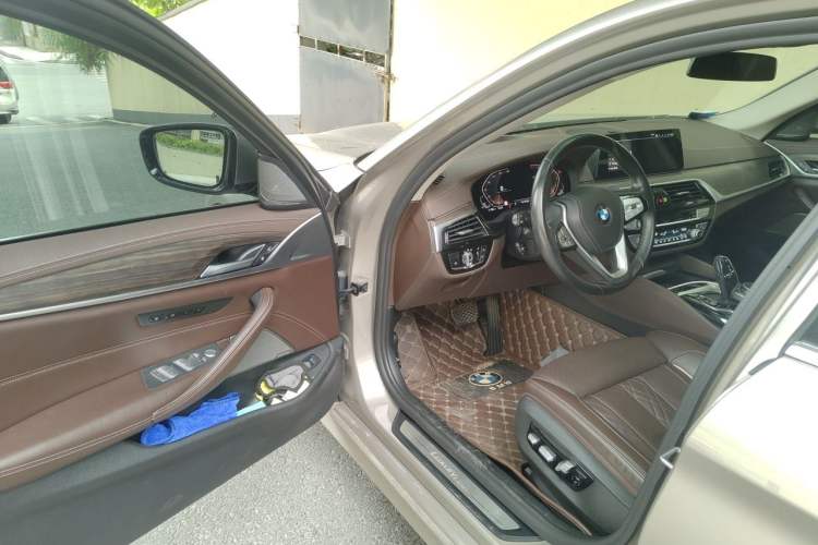 Used BMW 5 Series 2020 530Li Luxury Edition Premium Package Driver Seat