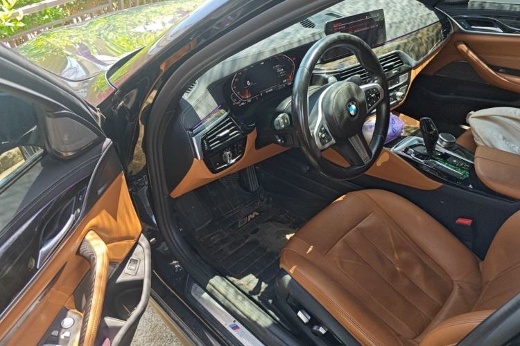 Used BMW 5 Series 2020 530Li Luxury Edition M Sport Package Driver Seat