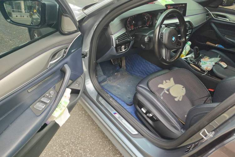 Used BMW 5 Series 2020 530i M Sport Package Driver Seat