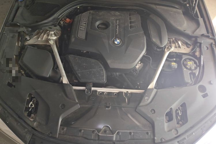 Used BMW 5 Series 2020 525Li Luxury Package Engine Bay
