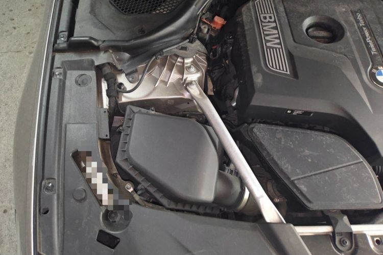 Used BMW 5 Series 2020 525Li Luxury Package Engine Bay Right