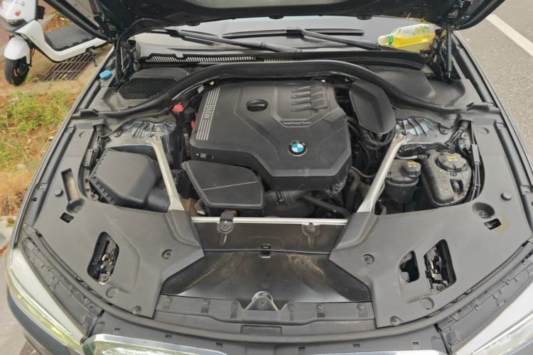 Used BMW 5 Series 2020 530i M Sport Package Engine Bay
